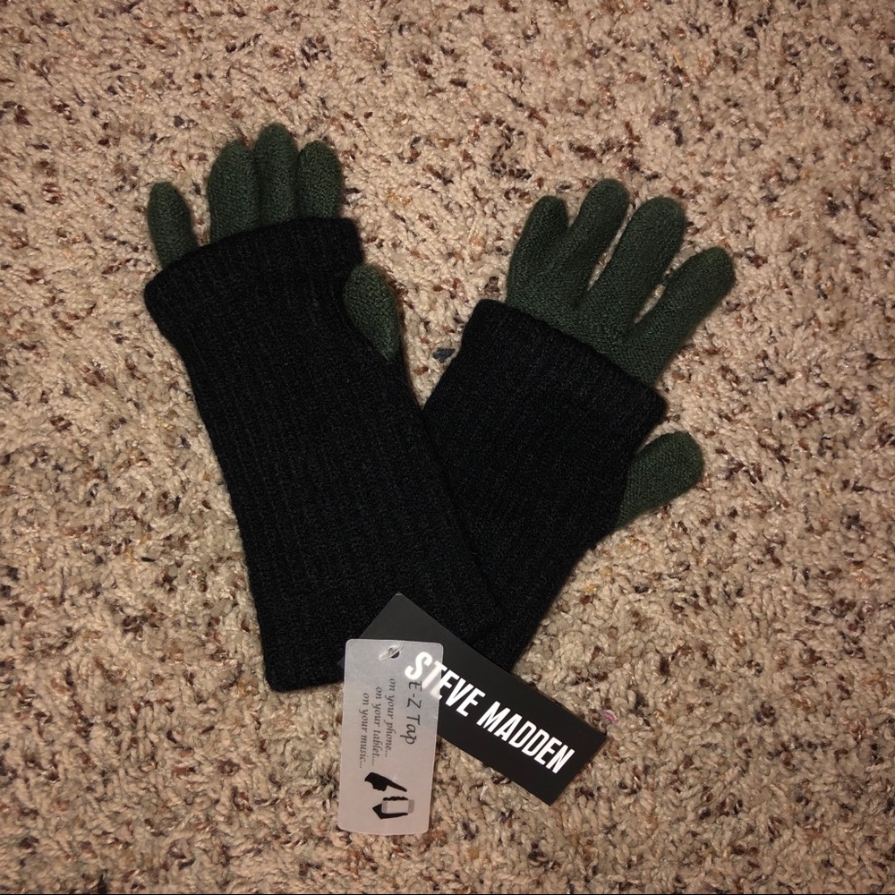 Steve Madden Gloves